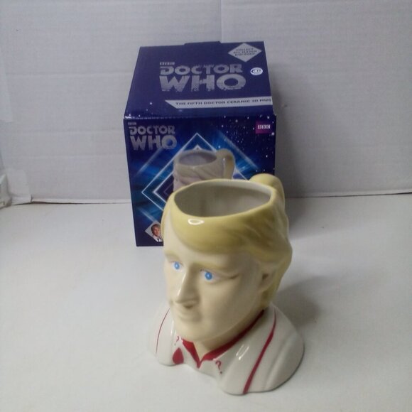 Doctor Who 5th Doctor Peter Davison Ceramic 3D Mug BBC Zeon Design - Picture 2 of 15